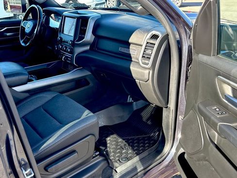 Used 2021 RAM 1500 Big Horn image 28