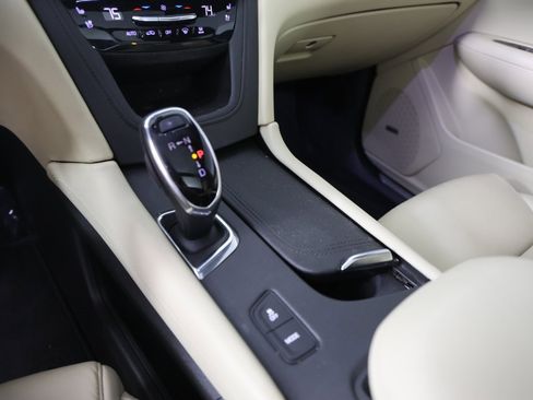 Certified 2019 Cadillac XT5 Premium Luxury image 20