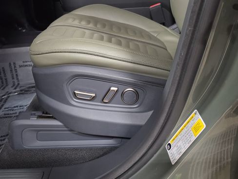 Used 2022 Rivian R1T Launch Edition AWD/4WD image 14