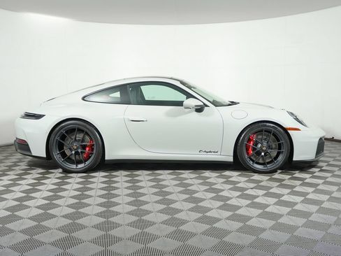 New 2026 Porsche 911 Carrera 4 GTS AWD/4WD image 8
