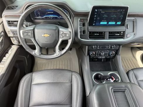 Certified 2022 Chevrolet Tahoe LT w/ Luxury Package AWD/4WD image 13