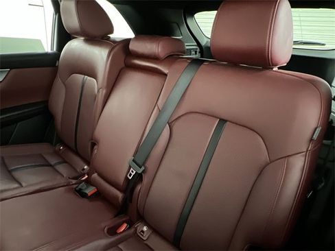 Certified 2025 MAZDA CX-70 Plug-In Hybrid w/ Premium Plus image 23