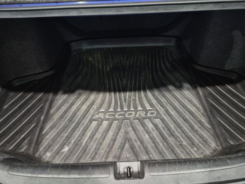 Used 2019 Honda Accord Sport image 6