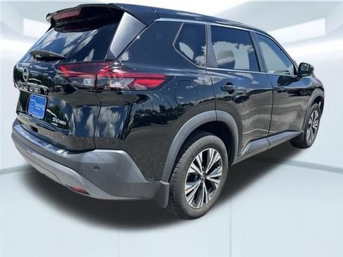 Used 2022 Nissan Rogue SV AWD/4WD image 6