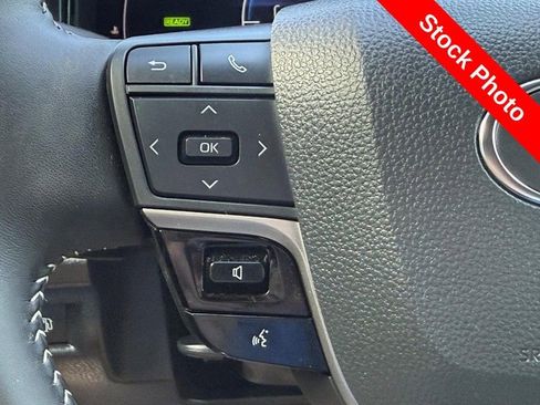 Used 2026 Toyota Camry SE w/ Multimedia Upgrade Package FWD image 15