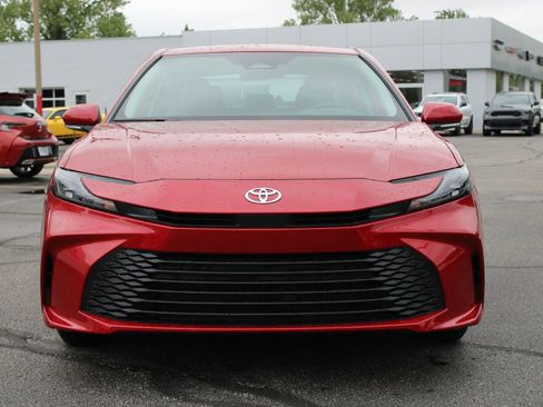 New 2026 Toyota Camry LE AWD/4WD image 3
