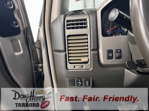 Used 2006 Nissan Titan SE image 28