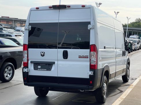 Used 2022 RAM ProMaster 2500 FWD image 3