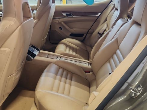 Used 2010 Porsche Panamera Turbo image 10