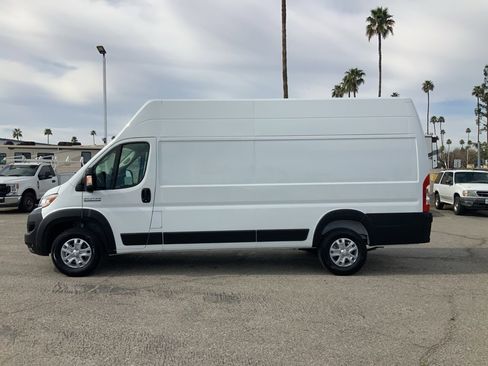 New 2025 RAM ProMaster 3500 w/ Roll-Up Rear Door Package image 15