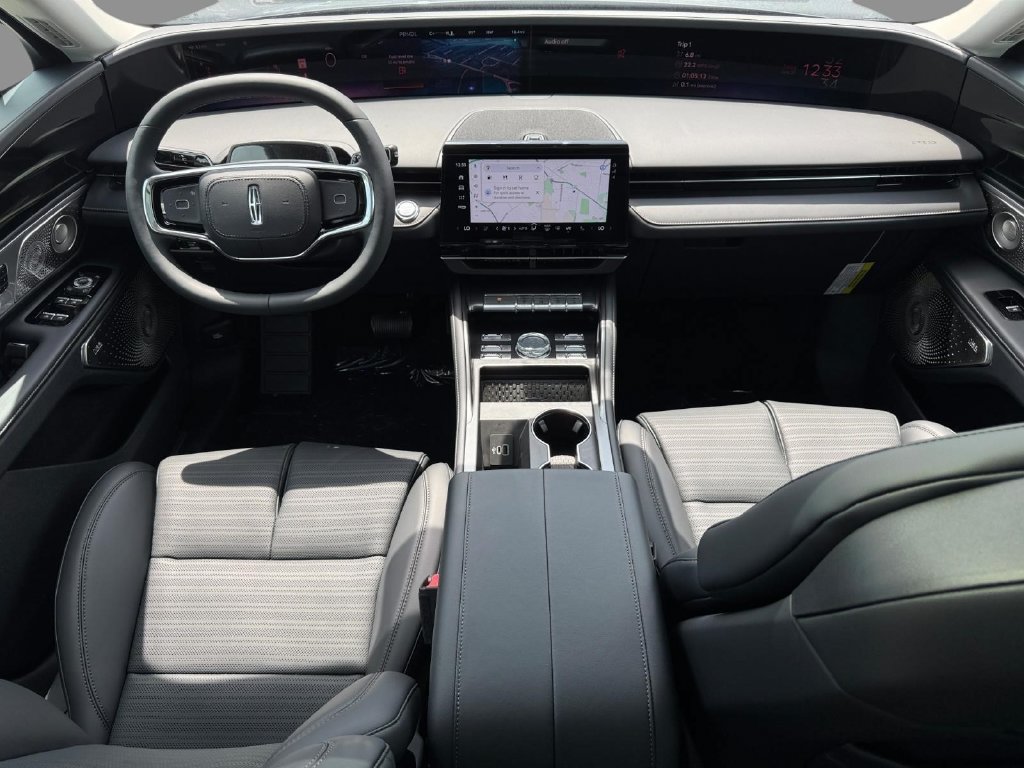 New 2026 Lincoln Nautilus Reserve AWD/4WD image 10