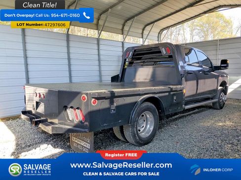 Used 2025 RAM 3500 Tradesman w/ Chrome Appearance Group image 4