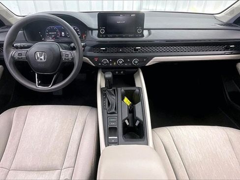 Certified 2023 Honda Accord EX image 15