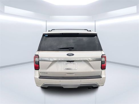 Used 2019 Ford Expedition Platinum image 4