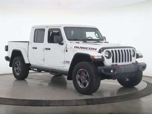 Used 2021 Jeep Gladiator Rubicon w/ Trailer Tow Package AWD/4WD image 2