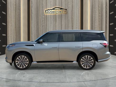 Used 2025 INFINITI QX80 Sensory AWD/4WD image 4