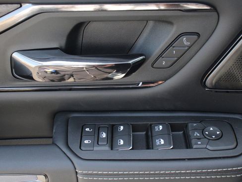 New 2026 RAM 1500 Limited w/ Body Color Bumper Group AWD/4WD image 7