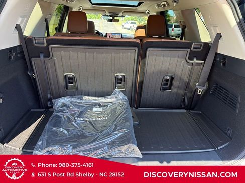 New 2026 Nissan Pathfinder Platinum AWD/4WD image 36