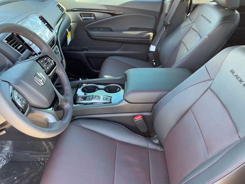 New 2026 Honda Ridgeline Black Edition image 19