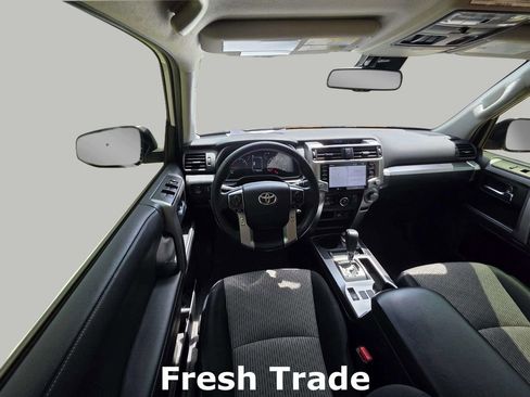 Used 2021 Toyota 4Runner SR5 AWD/4WD image 12