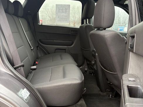 Used 2011 Ford Escape XLT w/ 201A Rapid Spec Order Code image 12