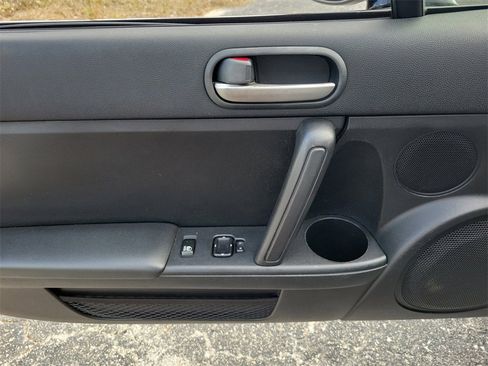 Used 2013 MAZDA MX-5 Miata Club image 19