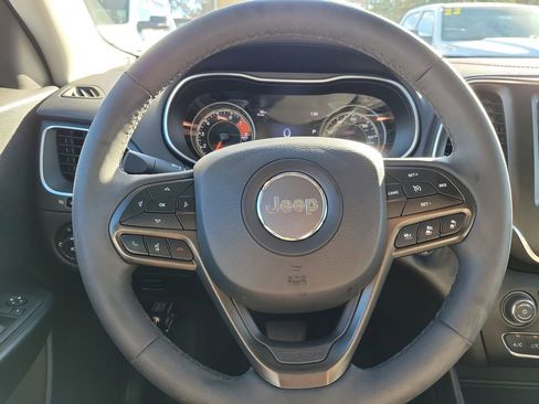 Used 2022 Jeep Cherokee Trailhawk w/ Technology Group B image 12