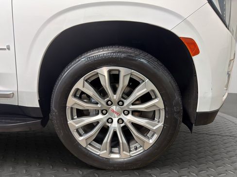 Used 2022 GMC Yukon XL Denali image 26
