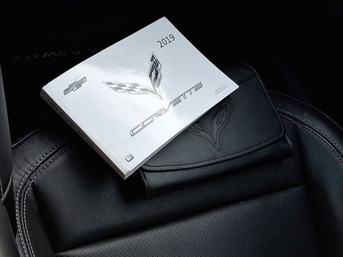 Used 2019 Chevrolet Corvette Stingray Coupe w/ 1LT image 28