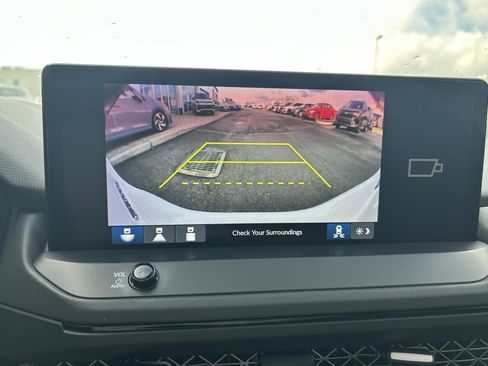 Used 2024 Honda Accord Sport image 13