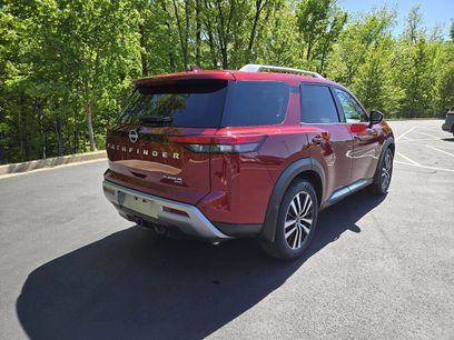 Used 2024 Nissan Pathfinder Platinum w/ Cargo Package