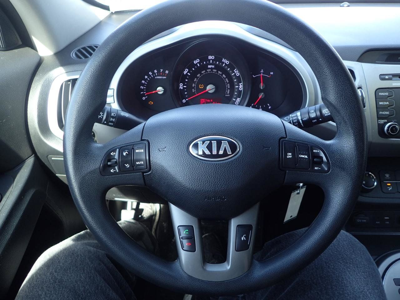 Used 2016 Kia Sportage LX AWD/4WD image 15