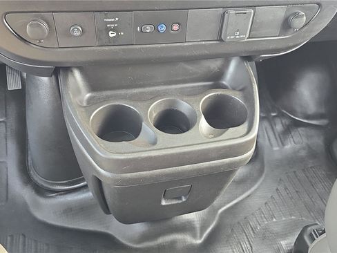Used 2024 GMC Savana 2500 w/ Driver Convenience Package RWD image 16