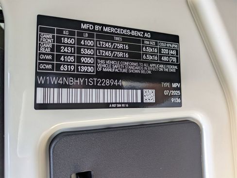 New 2025 Mercedes-Benz Sprinter 2500 image 15