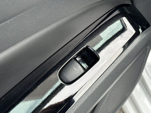 Certified 2023 Nissan Altima 2.5 SV image 30