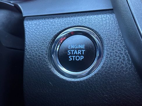 Used 2020 Toyota Camry XSE image 25