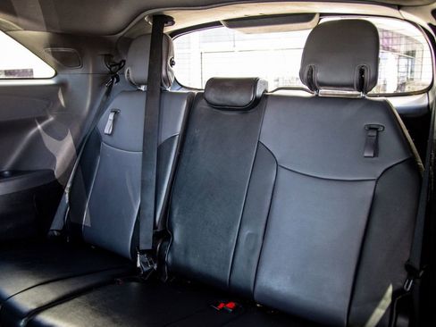 Used 2021 Toyota Sienna XSE w/ XSE Plus Package FWD image 27