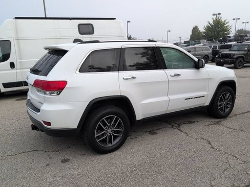 Used 2017 Jeep Grand Cherokee Limited w/ Luxury Group II AWD/4WD image 5