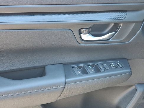 Used 2024 Honda CR-V LX image 15