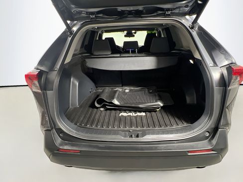 Used 2023 Toyota RAV4 XLE w/ Convenience Package image 34