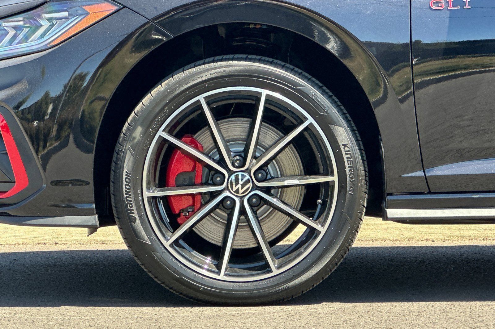 New 2026 Volkswagen Jetta GLI Autobahn FWD image 23