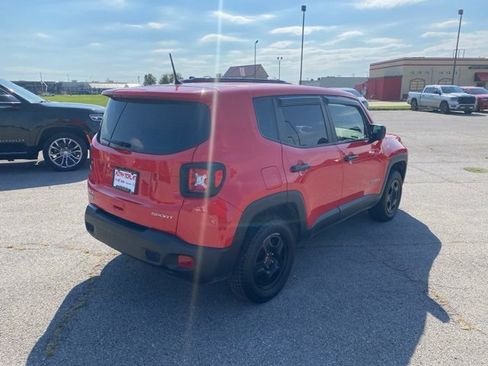 Used 2020 Jeep Renegade Sport image 6