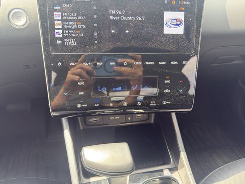 Used 2024 Hyundai Santa Cruz Limited AWD/4WD image 19