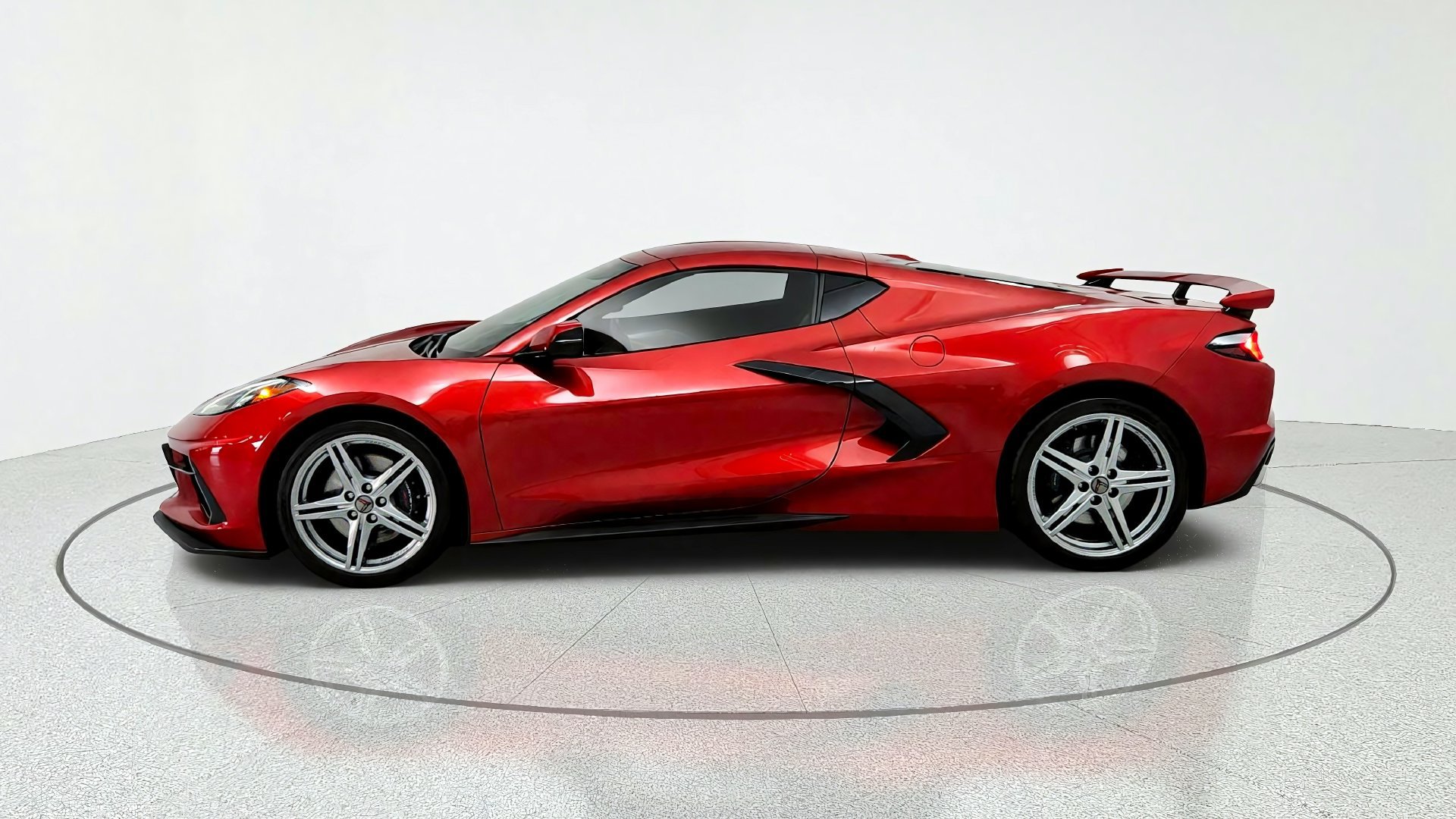 Used 2026 Chevrolet Corvette Stingray Preferred Cpe w/ Z51 Performance Package RWD image 2