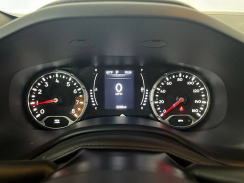 Used 2023 Jeep Renegade Latitude AWD/4WD image 63