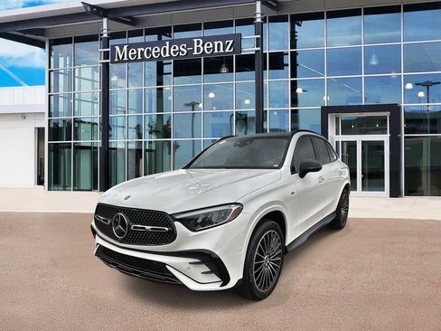 Used 2025 Mercedes-Benz GLC 350e 4MATIC image 1