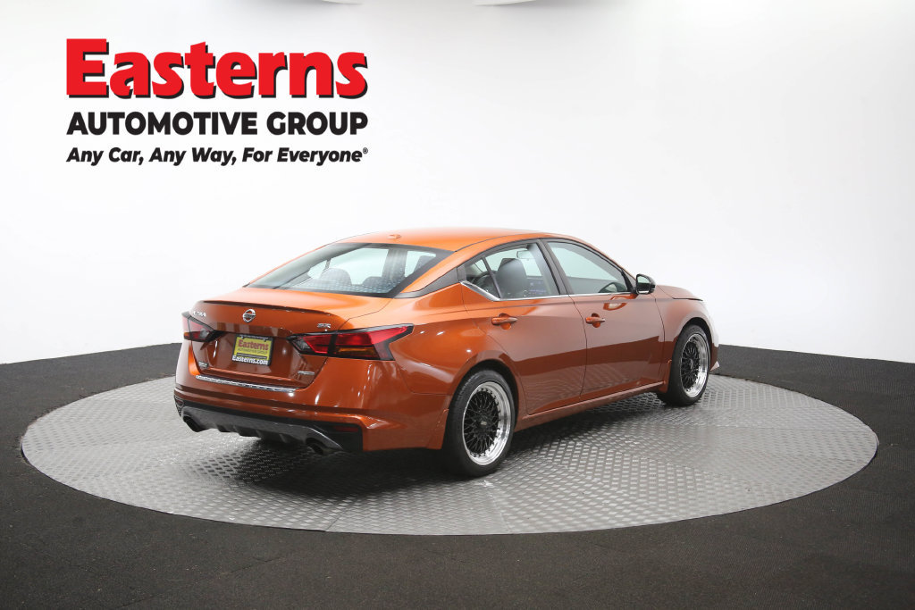 Used 2021 Nissan Altima 2.0 SR FWD image 43