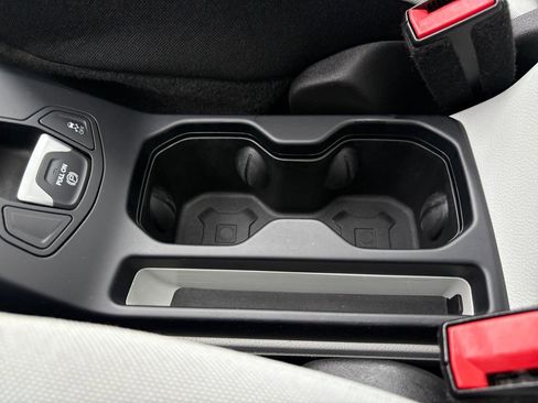 Used 2021 Jeep Renegade Latitude w/ Sun & Sound Group image 12