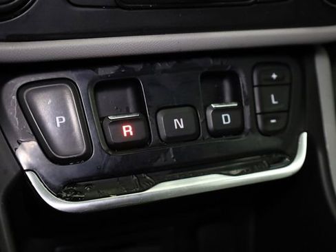 Used 2018 GMC Terrain SLT image 24