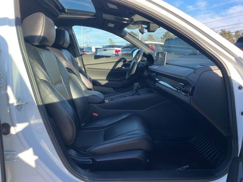 Used 2023 Honda Accord Sport image 29